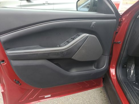 Used 2023 Ford Mustang Mach-E Select RWD image 12