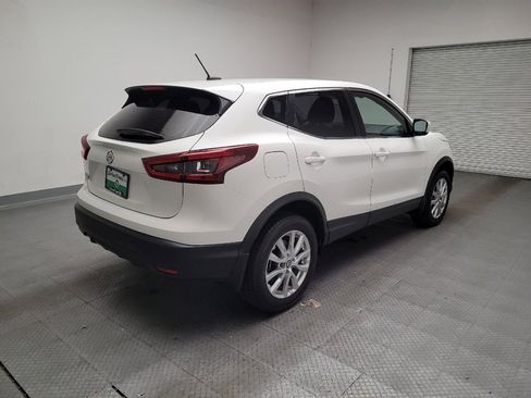 Used 2021 Nissan Rogue Sport S image 9