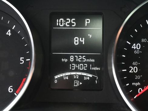 Used 2015 Volkswagen Jetta TDI SE FWD image 25