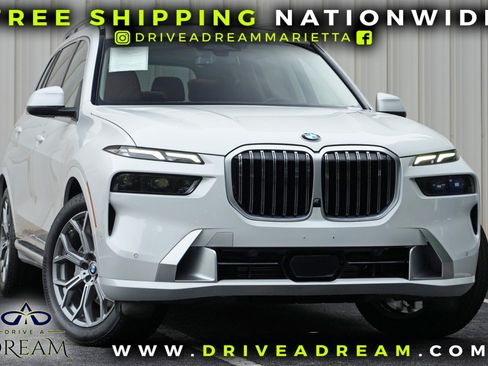 Used 2024 BMW X7 xDrive40i AWD/4WD image 2
