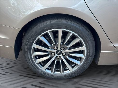 Used 2020 Lincoln MKZ AWD w/ Convenience Package image 29