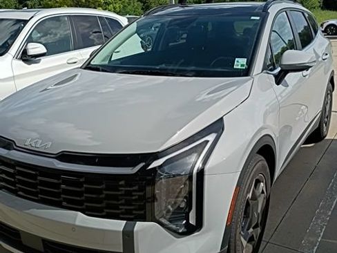Used 2026 Kia Sportage EX w/ EX Panorama Roof Package FWD image 1