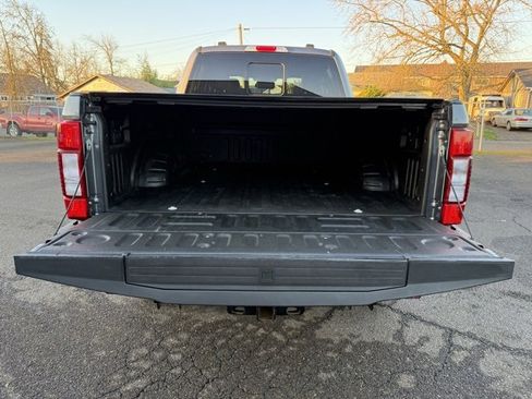 Used 2022 Ford F250 Lariat w/ Lariat Ultimate Package image 18