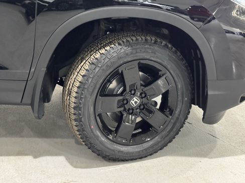 New 2026 Honda Ridgeline Black Edition image 41
