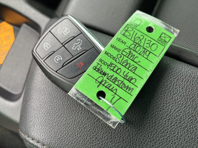 Used 2024 GMC Sierra 1500 Elevation w/ LPO, Elevation Black Package AWD/4WD image 19