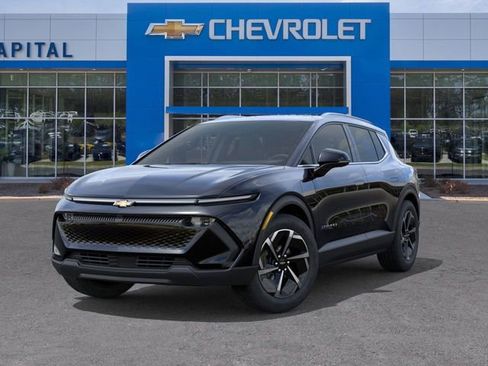 New 2026 Chevrolet Equinox EV LT image 6
