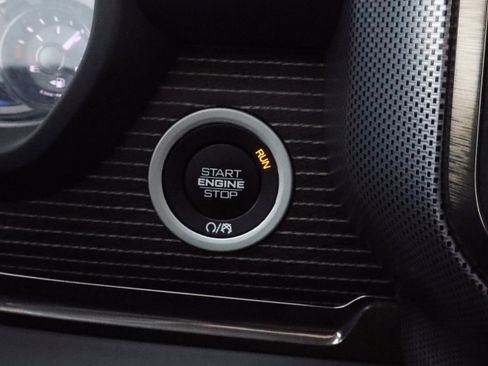 Used 2020 RAM 1500 Limited image 21