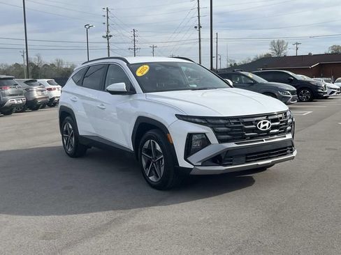 Certified 2025 Hyundai Tucson SEL image 3