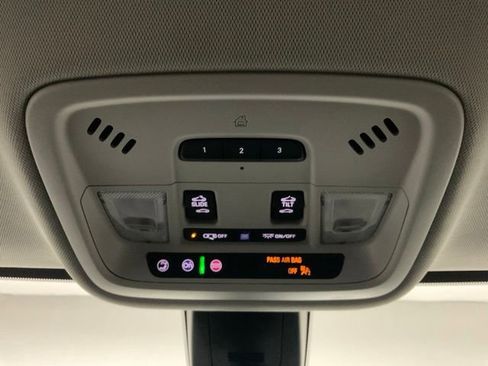 Certified 2021 Chevrolet Traverse Premier w/ Redline Edition AWD/4WD image 26