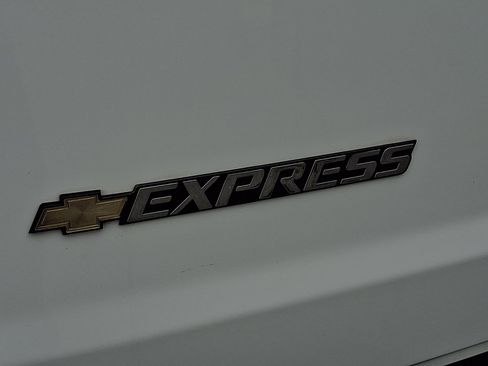 Certified 2024 Chevrolet Express 2500 w/ Driver Convenience Package RWD image 30