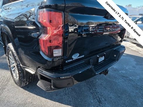 Used 2023 Chevrolet Colorado LT w/ LT Convenience Package image 8