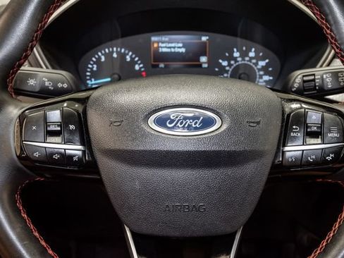 Used 2022 Ford Escape SEL w/ SEL Stealth AWD Package image 13