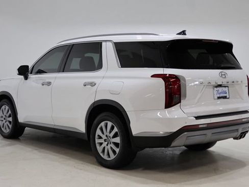 Used 2023 Hyundai Palisade SEL AWD/4WD image 5