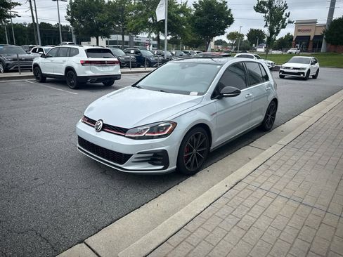 Used 2021 Volkswagen GTI Autobahn FWD image 4