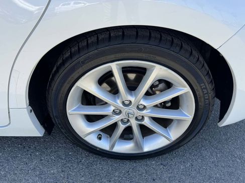 Used 2013 Lexus CT 200h w/ Premium Pkg w/Navigation image 37