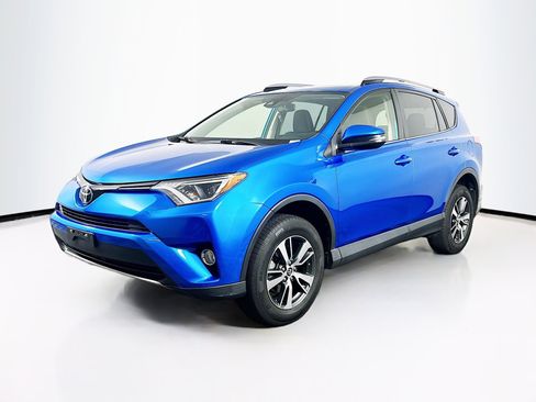 Used 2017 Toyota RAV4 XLE w/ Plus Special Value Package FWD image 3