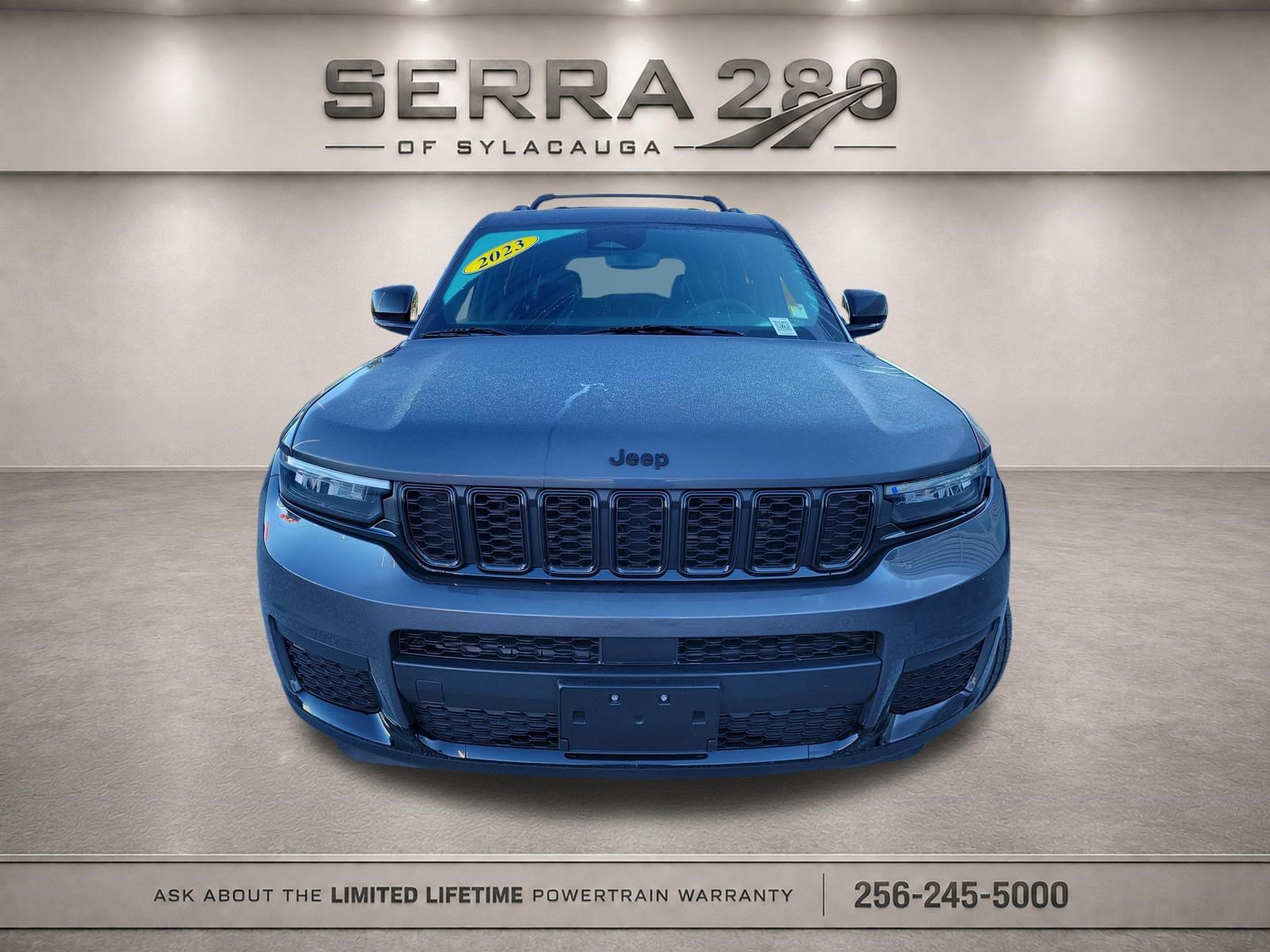 Used 2023 Jeep Grand Cherokee L Altitude AWD/4WD image 2