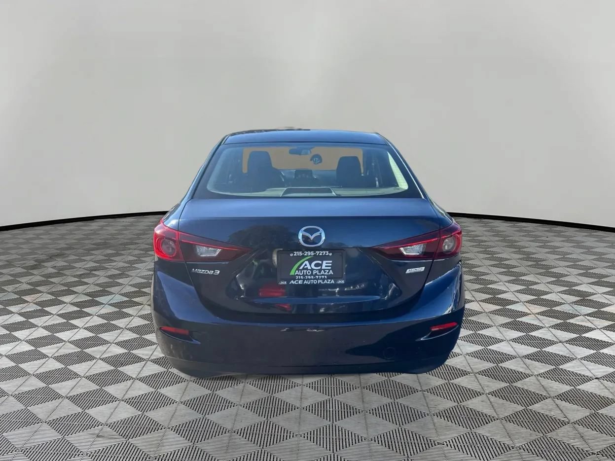 Used 2018 MAZDA MAZDA3 Sport w/ Preferred Equipment Package FWD image 6