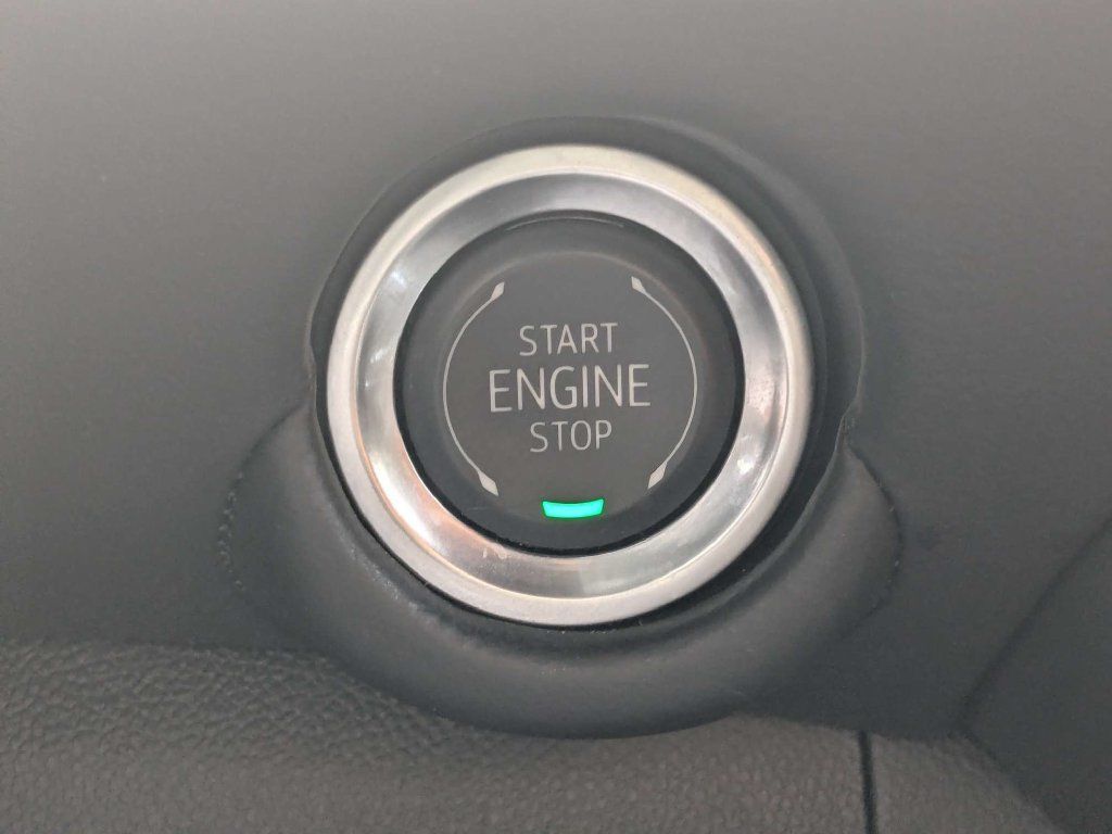 Used 2025 Chevrolet Tahoe LT AWD/4WD image 44