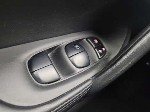 Used 2021 Nissan Rogue Sport S AWD/4WD image 27