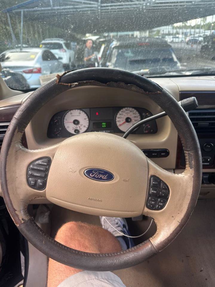 Used 2006 Ford F350 King Ranch AWD/4WD image 18