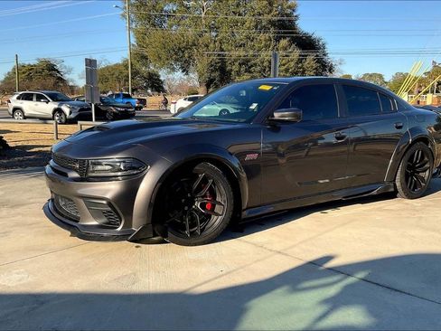 Used 2020 Dodge Charger Scat Pack image 3