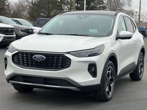 New 2026 Ford Escape Platinum w/ Premium Technology Package image 45