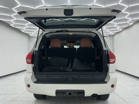 Used 2016 Toyota Sequoia Platinum AWD/4WD image 46