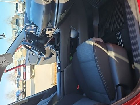 Used 2023 Nissan Rogue SV image 35