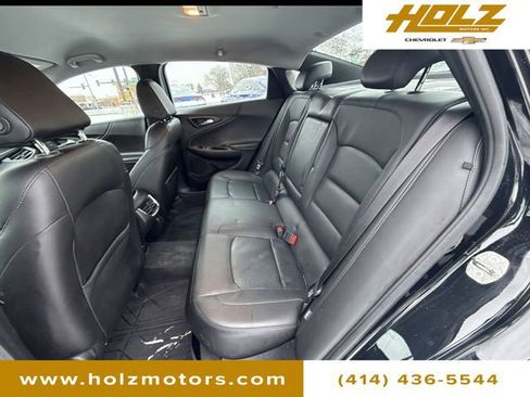 Certified 2018 Chevrolet Malibu LT w/ Leather Package image 27