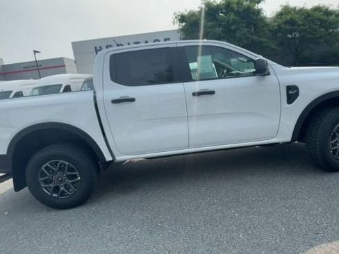New 2026 Ford Ranger XLT w/ Equipment Group 301A High AWD/4WD image 9