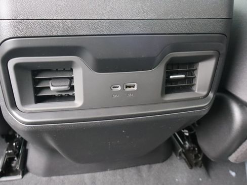 New 2026 Chevrolet Silverado 1500 LT w/ LPO, Dark Essentials Package AWD/4WD image 19