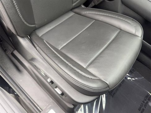 Used 2024 GMC Yukon Denali image 51