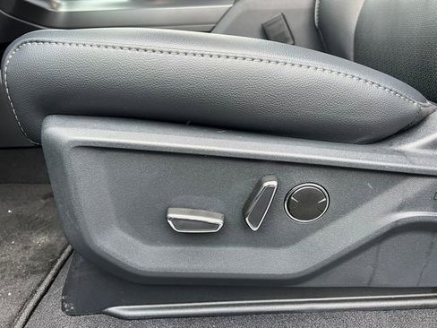 New 2026 Ford F150 Lariat w/ Equipment Group 502A High image 17