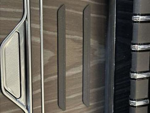 Used 2024 GMC Sierra EV Denali image 30