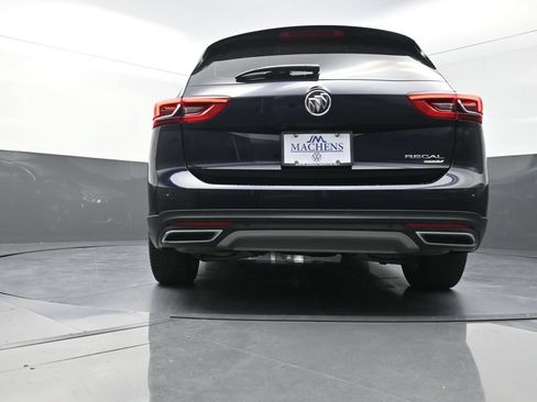 Used 2019 Buick Regal Preferred w/ Sights and Sounds Package AWD/4WD image 29