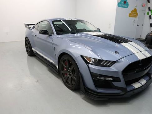 Used 2022 Ford Mustang Shelby GT500 w/ Carbon Fiber Track Pack RWD image 55