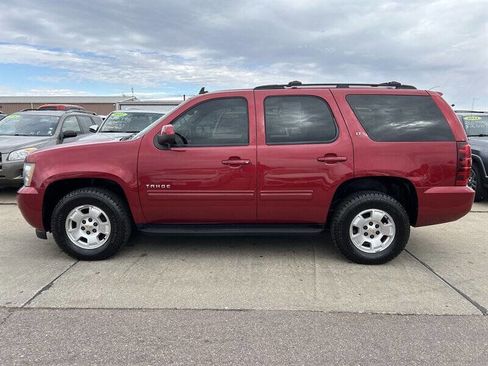 Used 2014 Chevrolet Tahoe LT w/ Luxury Package image 3