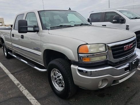 Used 2007 GMC Sierra 2500 SLT w/ Heavy-Duty Power Package image 2