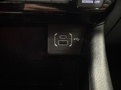 Used 2022 Jeep Compass Altitude w/ Sun and Sound Group AWD/4WD image 29