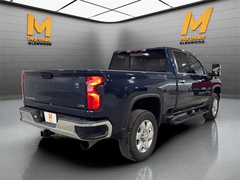 Used 2022 Chevrolet Silverado 3500 LTZ w/ LTZ Premium Package image 8