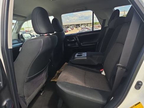 Used 2019 Toyota 4Runner TRD Off-Road AWD/4WD image 12