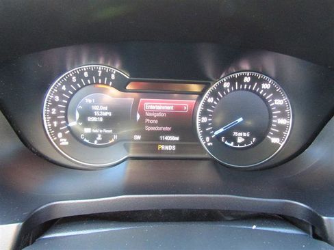 Used 2017 Ford Explorer Platinum image 17