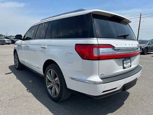 Used 2018 Lincoln Navigator Reserve w/ Technology Package AWD/4WD image 7