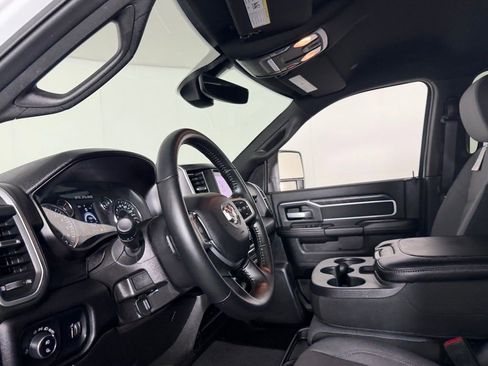 Used 2024 RAM 2500 Big Horn w/ Protection Group image 21