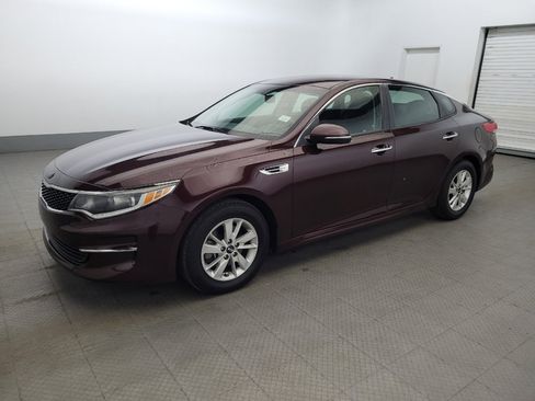 Used 2018 Kia Optima LX FWD image 2