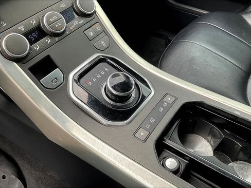 Used 2017 Land Rover Range Rover Evoque SE image 15