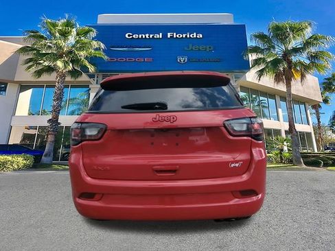 Used 2022 Jeep Compass Limited w/ (RED) Package image 6