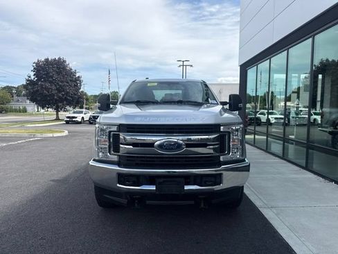 Used 2018 Ford F250 XLT w/ Snow Plow Prep Package AWD/4WD image 7