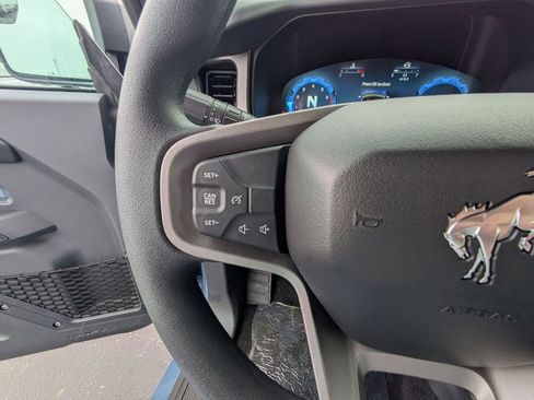 New 2025 Ford Bronco Base image 27